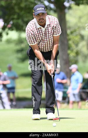 Dublin, Ohio, États-Unis. 7 juin 2024. Jason Day (AUS) frappe le 9e trou lors de la deuxième manche du Memorial Tournament à Dublin, Ohio. Brent Clark/Cal Sport Media (crédit image : © Brent Clark/Cal Sport Media). Crédit : csm/Alamy Live News Banque D'Images