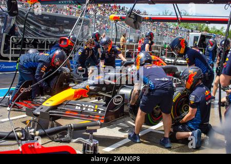 Montréal, Québec, Canada. 7 juin 2024. Max Verstappen (NED) - Oracle Red Bull Racing - Red Bull RB20 - Honda RBPT lors du Grand Prix du Canada AWS 2024 de formule 1, Montréal, Québec, Canada, du 6 au 9 juin - Rounfd 9 sur 24 du Championnat du monde F1 2024 (crédit image: © Alessio de Marco/ZUMA Press Wire) USAGE ÉDITORIAL EXCLUSIF ! Non destiné à UN USAGE commercial ! Banque D'Images