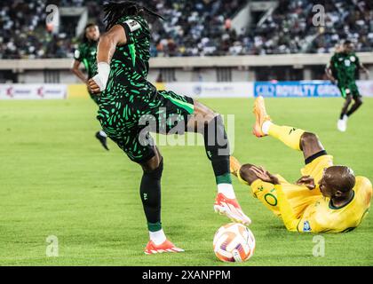 ADEMOLA LOOKMAN. NIGERIA VS AFRIQUE DU SUD, 1RE MANCHE FIFA WORLDCUP, QUALIFICATION CAF, GROUPE C. Banque D'Images