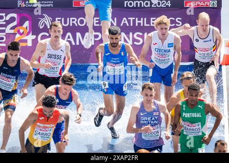 Rome, Italie. 08 juin 2024. Le belge Tim Van de Velde photographié en action lors du steeple du 3000m masculin, aux Championnats d'Europe d'athlétisme à Rome, Italie, samedi 08 juin 2024. Les Championnats d'Europe d'athlétisme se déroulent du 7 au 12 juin. BELGA PHOTO JASPER JACOBS crédit : Belga News Agency/Alamy Live News Banque D'Images