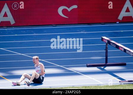 Rome, Italie. 08 juin 2024. Le belge Tim Van de Velde est blessé au sol lors des Championnats d'Europe d'athlétisme à Rome, en Italie, le samedi 08 juin 2024. Les Championnats d'Europe d'athlétisme se déroulent du 7 au 12 juin. BELGA PHOTO JASPER JACOBS crédit : Belga News Agency/Alamy Live News Banque D'Images