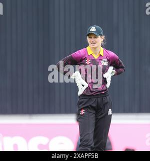 Birmingham, Royaume-Uni. 08 juin 2024. Amy Jones lors de la Charlotte Edwards Cup match entre Central Sparks et Northern Diamonds à Edgbaston Cricket Ground, Birmingham, Angleterre le 8 juin 2024. Photo de Stuart Leggett. Utilisation éditoriale uniquement, licence requise pour une utilisation commerciale. Aucune utilisation dans les Paris, les jeux ou les publications d'un club/ligue/joueur. Crédit : UK Sports pics Ltd/Alamy Live News Banque D'Images