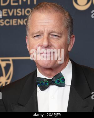 Los Angeles, États-Unis. 07 juin 2024. Maxwell Caulfield lors de la 51e édition annuelle des Daytime Emmy Awards qui s’est tenue à l’hôtel Westin Bonaventure à Los Angeles, CA, le vendredi 7 juin 2024. (Photo de Sthanlee B. Mirador/Sipa USA) crédit : Sipa USA/Alamy Live News Banque D'Images