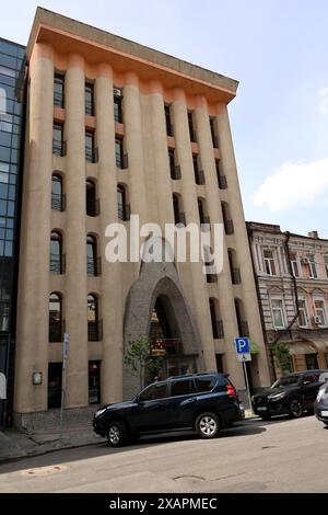 Non exclusif : DNIPRO, UKRAINE - 30 MAI 2024 - L'hôtel Optima Collection est situé dans le centre de Dnipro, dans le centre-est de l'Ukraine. Banque D'Images