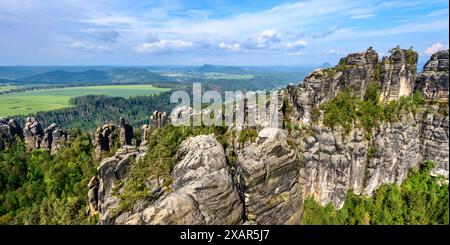 Les rochers Schrammsteine de la Suisse saxonne, Bad Schandau, Allemagne Banque D'Images