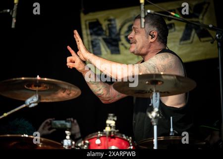 Augsbourg, Allemagne. 07/06/2024. NOFX concert Punk in drublic : Lasst Tour 2024. 40 Years, 40 Cities, 40 Songs x Day - le groupe punk emblématique NOFX a livré une performance inoubliable à Augsbourg dans le cadre de sa tournée d'adieu. Crédit : Valerio Agolino / Alamy Live News Banque D'Images