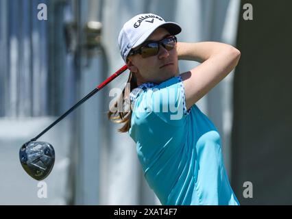 Galloway, NJ, États-Unis. 8 juin 2024. Jenny Coleman, de Californie, s'est envolée lors du ShopRite LPGA Classic à Galloway, NJ Mike Langish/CSM/Alamy Live News Banque D'Images