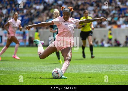 Harrison, États-Unis. 08 juin 2024. Harrison, États-Unis, 8 juin 2024 : Messiah Bright (24 Angel City FC) lors du match de la National Women's Soccer League entre Gotham FC et Angel City FC au Red Bull Arena à Harrison, NJ États-Unis (USAGE ÉDITORIAL SEULEMENT). (Rebekah Wynkoop/SPP) crédit : SPP Sport Press photo. /Alamy Live News Banque D'Images