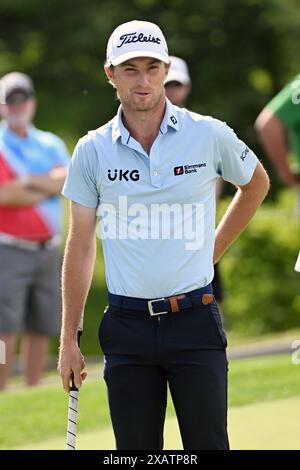 Dublin, Ohio, États-Unis. 8 juin 2024. Taylor Pendrith (États-Unis) sur le green lors de la troisième manche du Memorial Tournament à Dublin, Ohio. Brent Clark/Cal Sport Media/Alamy Live News Banque D'Images