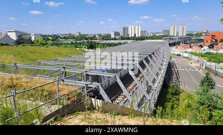 Le 13 juin, l’extension de la ligne 11 du métro parisien sera inaugurée, avec six nouvelles stations et un terminus à Rosny-sous-bois, dont Coteau Banque D'Images