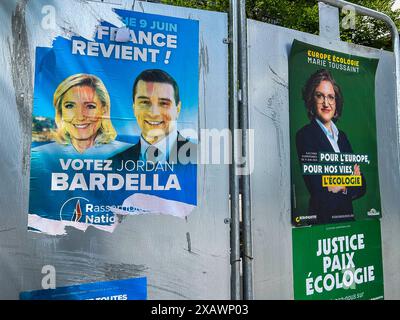 Joinville-le-Pont, France, affiches électorales européennes exposées dans la rue, partis politiques d'extrême gauche et droite, Jordan Bardella Banque D'Images