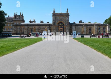 Woodstock, Angleterre - 19 mai 2024 : vue au palais Blenheim sur Woodstock en Angleterre Banque D'Images