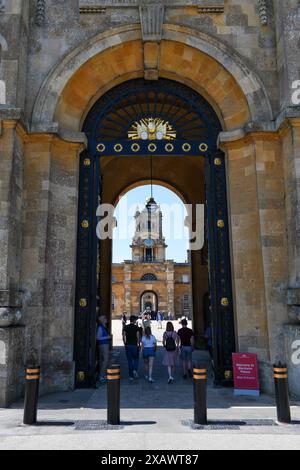 Woodstock, Angleterre - 19 mai 2024 : vue au palais Blenheim sur Woodstock en Angleterre Banque D'Images