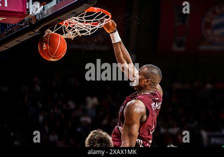 Serge Ibaka #14 von FC Bayern Muenchen FC Bayern Muenchen vs Würzburg paniers Easy Credit BBL saison 2023/24 Playoffs 2. Halbfinale 31.05.2024 BMW Park Muenchen © diebilderwelt / Alamy Stock Banque D'Images