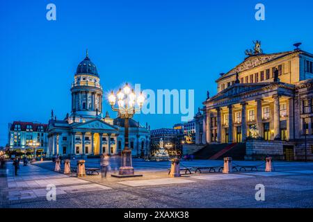 Deutscher Dom (Catedral Alemana) Gendarmenmarkt (Mercado de los gendarmes) . Berlin, Alemania, Europe Banque D'Images