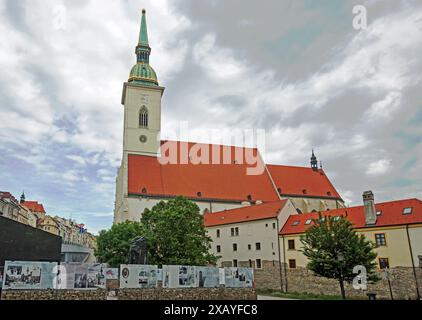 Bratislava, Slovaquie, 23-05-24. La cathédrale Martins est la plus grande et l'une des plus anciennes églises de Bratislava, connue surtout pour être la Banque D'Images