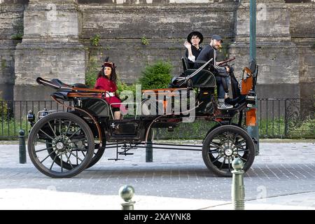 Bruxelles, Belgique. 09 juin 2024. Illustration photo montre un autocar électrique, à Bruxelles, dimanche 09 juin 2024. BELGA PHOTO JAMES ARTHUR GEKIERE crédit : Belga News Agency/Alamy Live News Banque D'Images