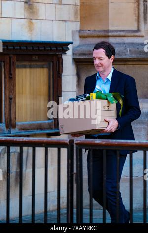 Chambres du Parlement, Londres, Royaume-Uni. 4 septembre 2023. Ancien chancelier de l’Échiquier, George Osborne, « faux », quittant les chambres du Parlement. Banque D'Images