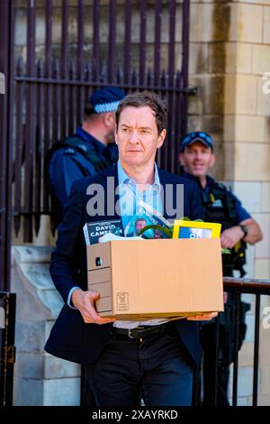 Chambres du Parlement, Londres, Royaume-Uni. 4 septembre 2023. Ancien chancelier de l’Échiquier, George Osborne, « faux », quittant les chambres du Parlement. Banque D'Images