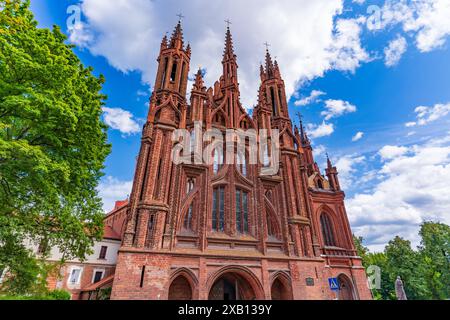 Église Sainte-Anne à Vilnius, Lituanie Banque D'Images