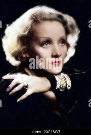 Dietrich, Marlene, 27.12.1901 - 6,5.1992, actrice américaine d'origine allemande, portrait, DROITS-SUPPLÉMENTAIRES-AUTORISATION-INFO-NON-DISPONIBLE Banque D'Images