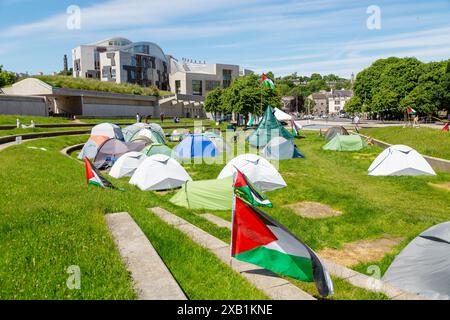 Camp de solidarité palestinien devant le Parlement écossais Banque D'Images