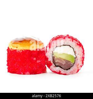 Sushi asiatique au caviar tobika rouge Banque D'Images