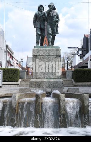 Statue des pêcheurs, créée par Sofus Madsen, Haugesund, Norvège Banque D'Images