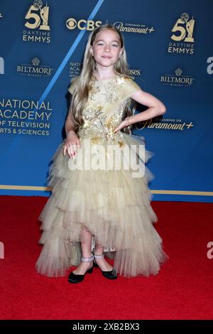 LOS ANGELES - 8 juin : Jophielle Love arrive à la 51e édition annuelle Daytime Emmy Creative Arts & Lifestyle Awards - arrivées à l'hôtel Bonaventure on Banque D'Images