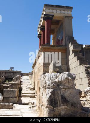 La structure nommée par Evans comme la Maison des douanes au palais minoen de Knossos en Crète Banque D'Images