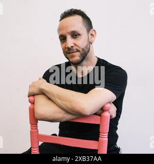 Le danseur Manuel Liñan lors de son exécution de l'avant-première de son spectacle 'Muerta de Amor', au canal Centro Coreografico, le 10 juin 2024 à Madr Banque D'Images