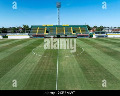 Buenos Aires, Argentine, 21 février 2023 : vue aérienne du stade Norberto 'Tito' Tomaghello, Defensa y Justicia. "Le Faucon." Banque D'Images