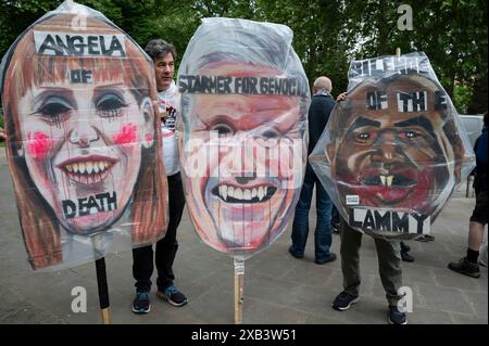 Le 8 juin 2024, des milliers de personnes se rassemblent à Russell Square, à Londres, pour manifester en faveur de la Palestine et pour protester contre la poursuite du bo israélien Banque D'Images