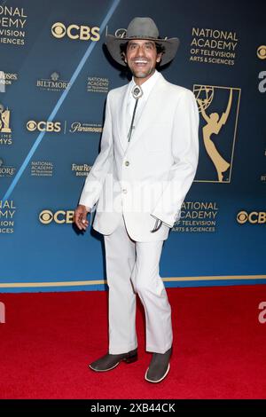 Los Angeles, États-Unis. 08 juin 2024. LOS ANGELES - 8 juin : Eduardo Garcia arrive à la 51e édition annuelle Daytime Emmy Creative Arts & Lifestyle Awards - arrivée à l'hôtel Bonaventure le 8 juin 2024 à Los Angeles, CA (photo par Katrina Jordan/Sipa USA) crédit : Sipa USA/Alamy Live News Banque D'Images