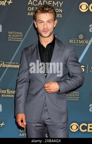 Los Angeles, États-Unis. 08 juin 2024. LOS ANGELES - 8 juin : Evan Hofer arrive à la 51e édition annuelle Daytime Emmy Creative Arts & Lifestyle Awards - arrivées à l'hôtel Bonaventure le 8 juin 2024 à Los Angeles, CA (photo par Katrina Jordan/Sipa USA) crédit : Sipa USA/Alamy Live News Banque D'Images