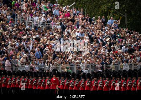 Photo du dossier datée du 17/06/23 des membres de la Household Division lors de la cérémonie Trooping the Colour à Horse Guards Parade, au centre de Londres. Date d'émission : lundi 10 juin 2024. Banque D'Images