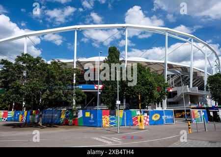 Symbolbild / Themenfoto Stadion mit Branding, GER, Stadium Open Media Day Arena Stuttgart, Fussball, UEFA Euro 2024, 10.06.2024 Foto : Eibner-Pressefoto/Michael Memmler Banque D'Images