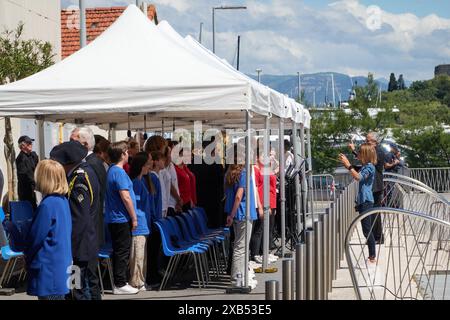 Antibes, France - 8 mai 2024 - la célébration du jour de la victoire de la seconde Guerre mondiale par un jour ensoleillé de printemps Banque D'Images