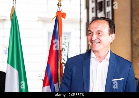 Torino, Italie. 10 juin 2024. Alcuni momenti con il candidato del centrodestra Alberto Cirio dopo i risultati delle elezioni regionali in Piemonte presso Palazzo Lascaris in via Vittorio Alfieri 15 a Torino, Italia - Cronaca - Lunedì 10 Giugno 2024 - (photo Giacomo Longo/LaPresse) quelques instants avec le candidat de centre droit Alberto Cirio après les résultats des élections régionales dans le Piémont au Palazzo Lascaris via Vittorio Alfieri 15 à Turin, Italie - Actualités - lundi 10 juin 2024 - (photo Giacomo Longo/LaPresse) crédit : LaPresse/Alamy Live News Banque D'Images