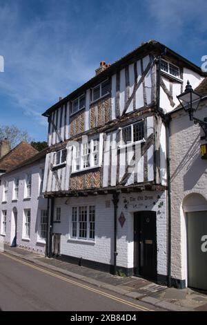 Bâtiment classé Grade II, The Old Drum datant de 1450 à Churst St, Sandwich, kent Banque D'Images