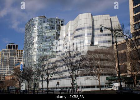 Les bâtiments urbains sur une rue de la ville, Chelsea skyline à New York Banque D'Images
