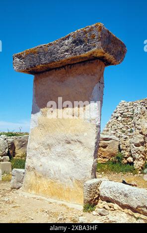 Taula, village préhistorique de Trepuco. Île de Minorque, Îles Baléares, Espagne. Banque D'Images