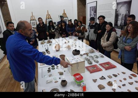 CUENCA RUEDA DE PRENSA INTIRAYMI Cuenca, Équateur 11 juin 2024 dans la matinée d'aujourd'hui à la Casa de las Palomas de l'Institut INPC, une conférence de presse a eu lieu sur ce que sera l'Inri Raymi 2024 Live It à Ingapirca dans la province de Canar du vendredi 21 au 23 juin photo Boris Romoleroux API ACE CUENCA RUEDADEPRENSA INTIRAYMI 6bfee72800d9e4f4530992b63d82ce56 Copyright : xBORISxROMOLEROUXx Banque D'Images