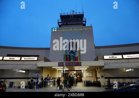 L'aéroport Hollywood Burbank, mardi 4 juin 2024, à Burbank, Etalonnage Banque D'Images