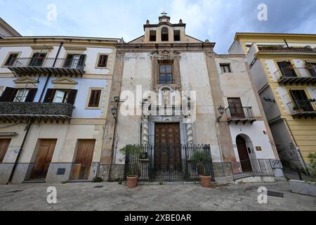 L'église Sainte-Marie de Gesu de Palerme (Chiesa di Santa Maria di Gesu ou Casa professa, 1636) - l'une des églises baroques les plus importantes de Sicile. PA Banque D'Images