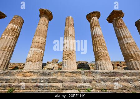 Temple des Héraclès dans la Vallée des temples à Agrigente, Sicile, Italie Banque D'Images
