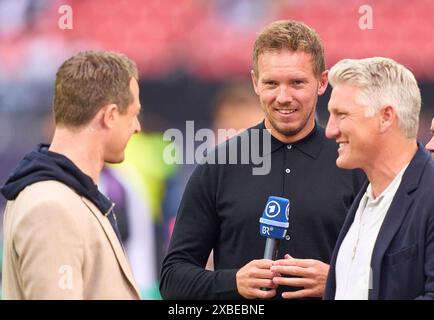 Julian Nagelsmann , Bundestrainer, Nationaltrainer, Bastian SCHWEINSTEIGER, Co-modérateur ARD Alexander Bommes présentateur TV dans le match amical ALLEMAGNE - UKRAINE 0-0 DEUTSCHLAND - UKRAINE en préparation pour les Championnats d'Europe 2024 le 3 juin 2024 à Nürnberg, Allemagne. Photographe : Peter Schatz Banque D'Images