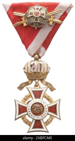 Médailles et décorations, ordre chevalier, Croix de chevalier, XXe siècle, PROPRIÉTÉ LIBÉRÉE Banque D'Images