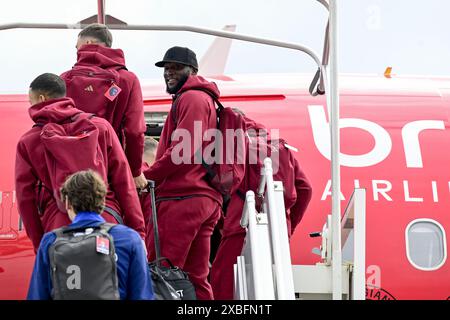 Zaventem, Belgique. 12 juin 2024. Le belge Romelu Lukaku photographié lors du départ de l'équipe nationale belge de football Red Devils en Allemagne pour les Championnats d'Europe de football Euro 2024, à l'aéroport international de Bruxelles, à Zaventem, mercredi 12 juin 2024. Les Red Devils jouent dans le groupe F aux Championnats d'Europe Euro 2024 en Allemagne. BELGA PHOTO DIRK WAEM crédit : Belga News Agency/Alamy Live News Banque D'Images