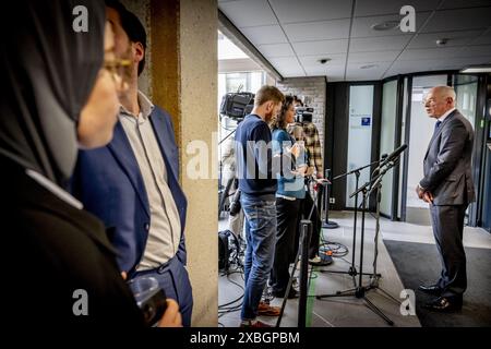 La Haye, pays-Bas. 12 juin 2024. LA HAYE - Président du Sénat Jan Anthonie Bruijn après la conversation. Le formateur Richard van Zwol reçoit le président du Sénat Jan Anthonie Bruijn dans la zone de formation de la Chambre des représentants. ANP ROBIN UTRECHT netherlands Out - belgique Out Credit : ANP/Alamy Live News Banque D'Images